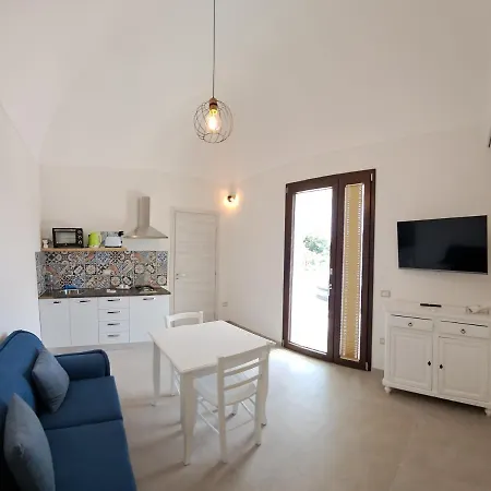 Apartment Claudette Marsala